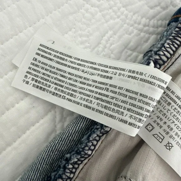 Abercrombie Curve Love Mom Shorts High Rise Distressed Raw Hem Size 25 - Picture 16 of 16